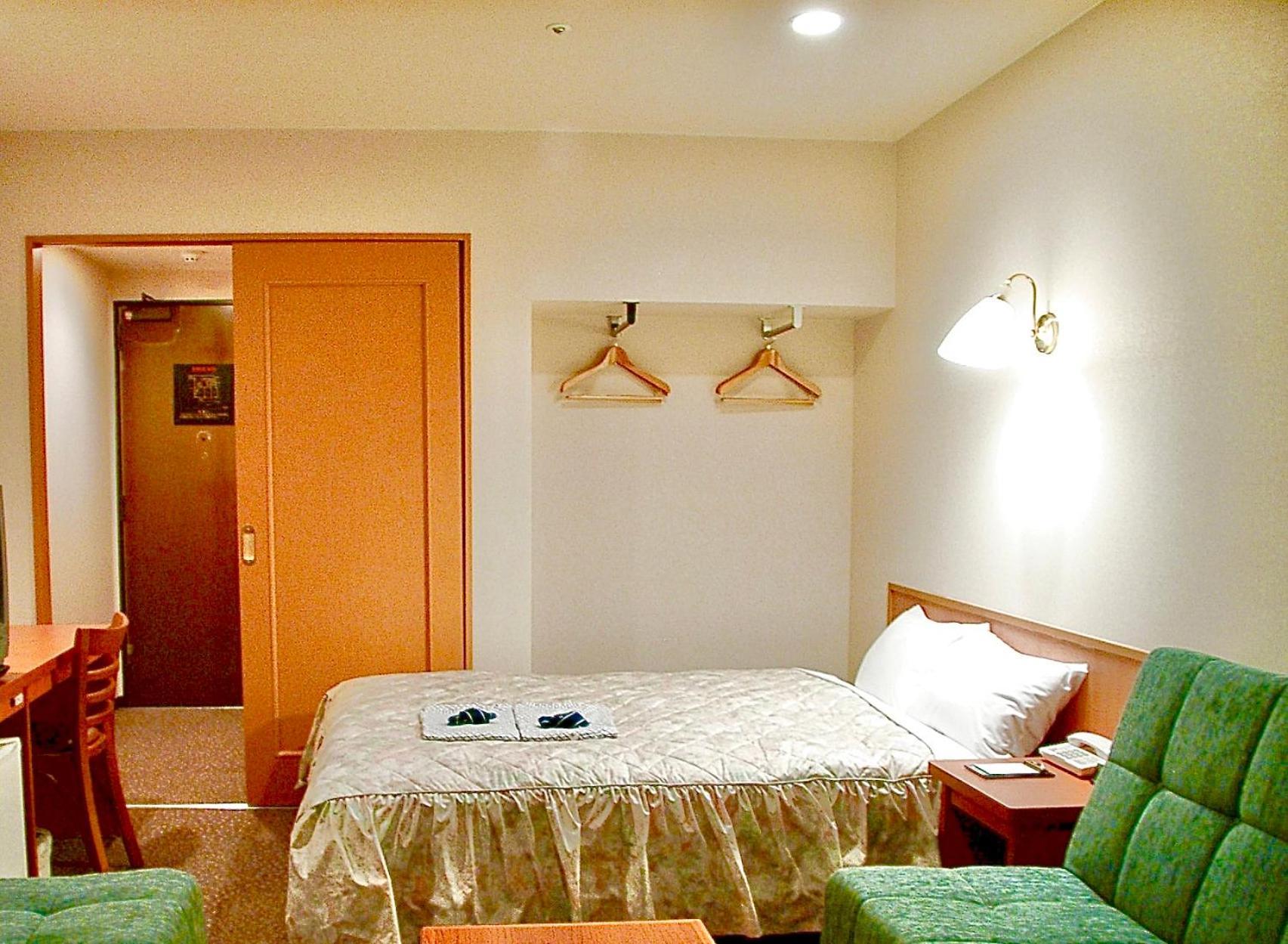 Himeji Ekimae Universal Hotel Minamiguchi Eksteriør billede