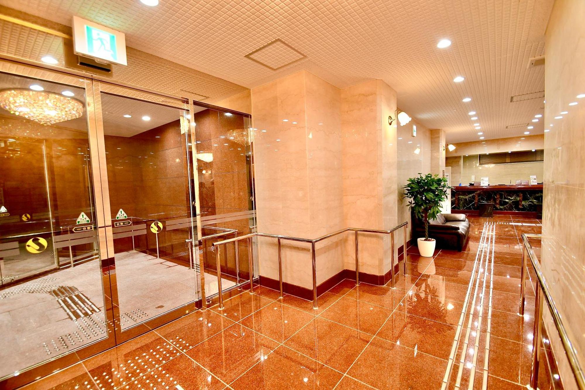 Himeji Ekimae Universal Hotel Minamiguchi Eksteriør billede